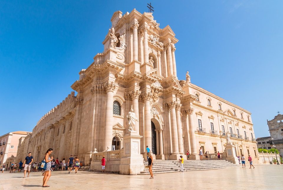 Il duomo di Siracusa: il cuore della città